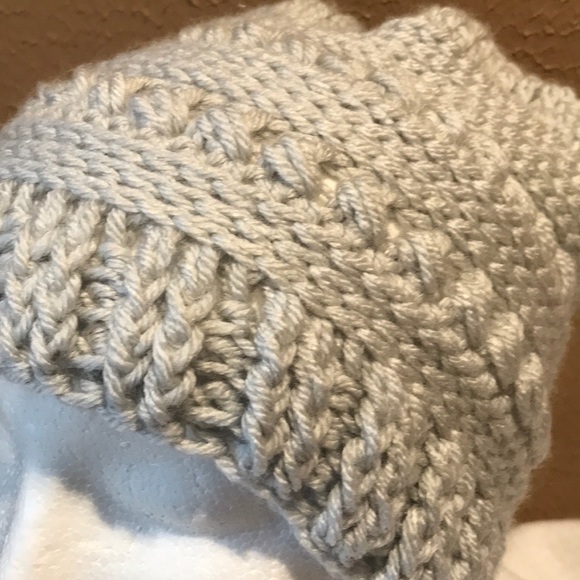 Bead Stitch Hand Crocheted Slouchy Hat/ Pom Pom - Picture 4 of 8